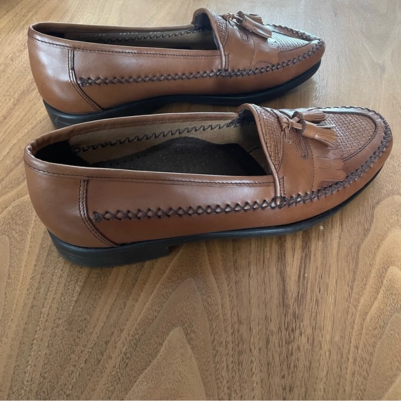 NWOB Hush Puppies loafers size 8.5M - Picture 11 of 11